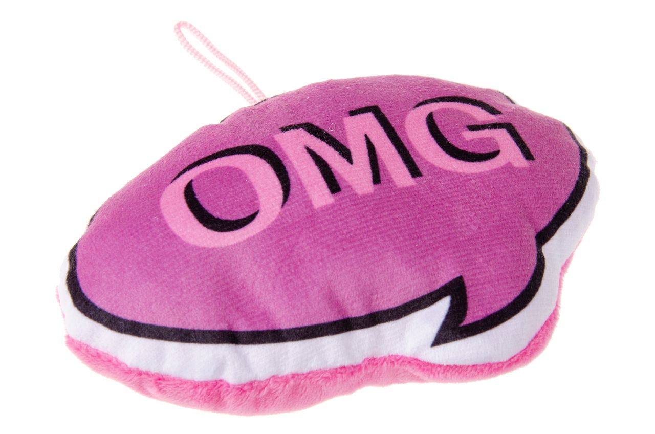 PLUCHE. SUPER SOFT. TEXT