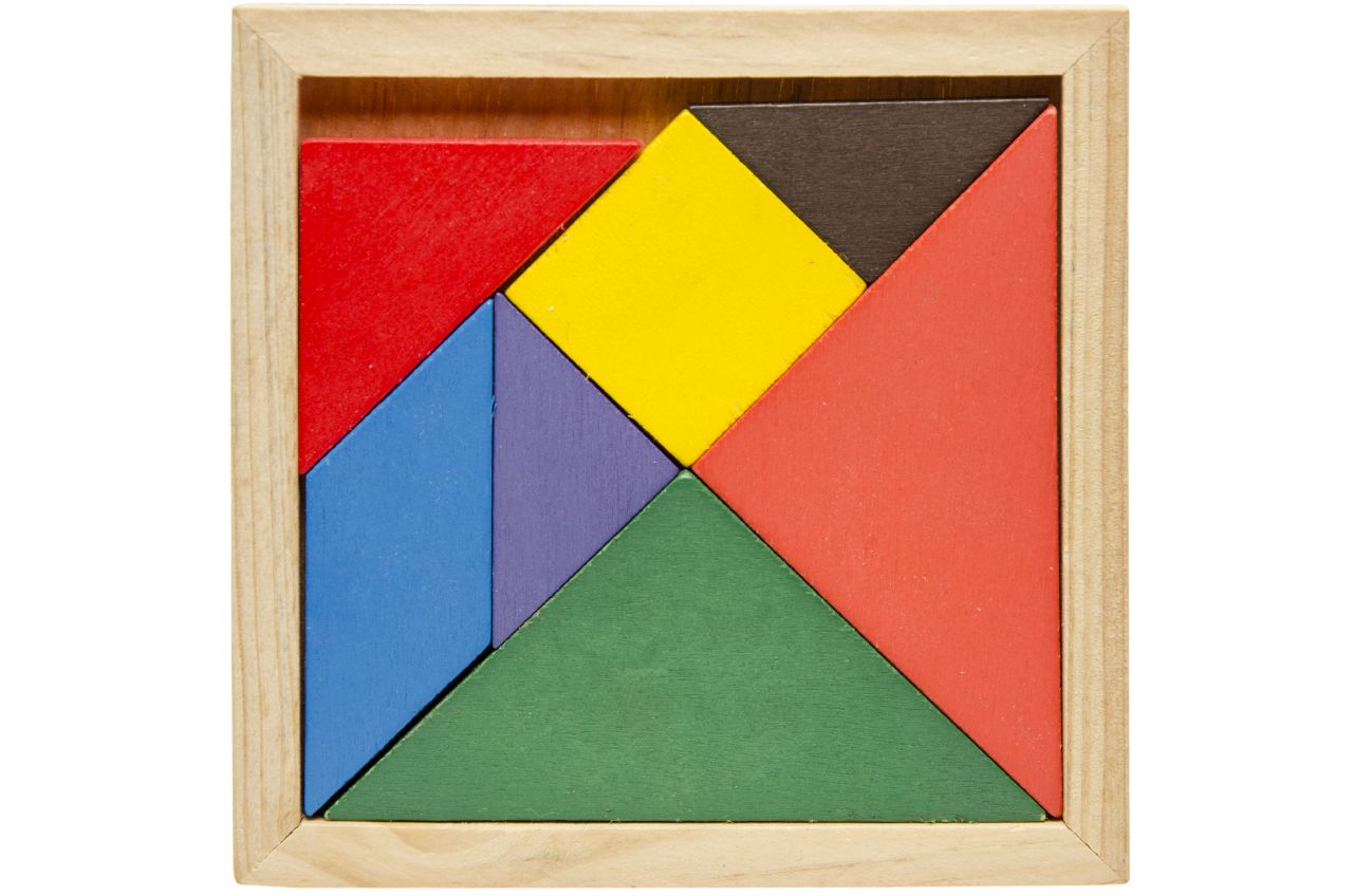 PUZZEL TANGRAM. HOUT